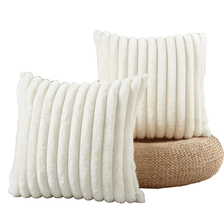 Norvo | Ultra-myke dekorative putevar 45×45 cm laget av plysj