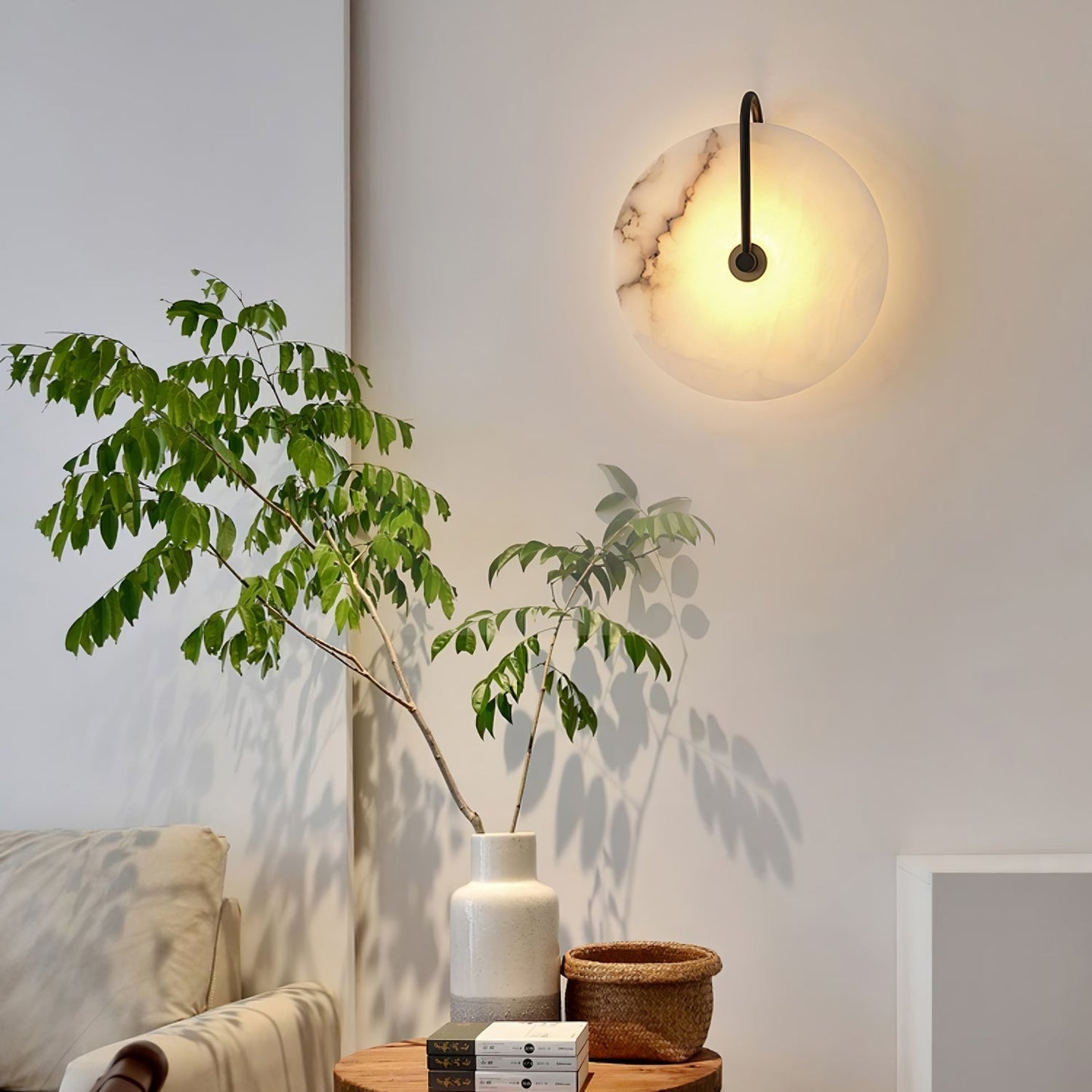 Norvo | Hvit Alabaster Vegglampe