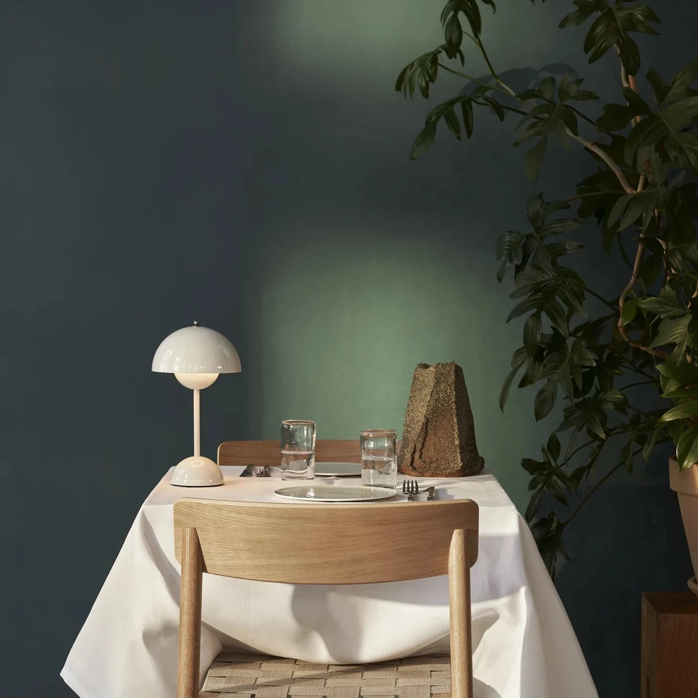 Norvo | Retro Flowerlight - Trådlampe med oppladbart batteri