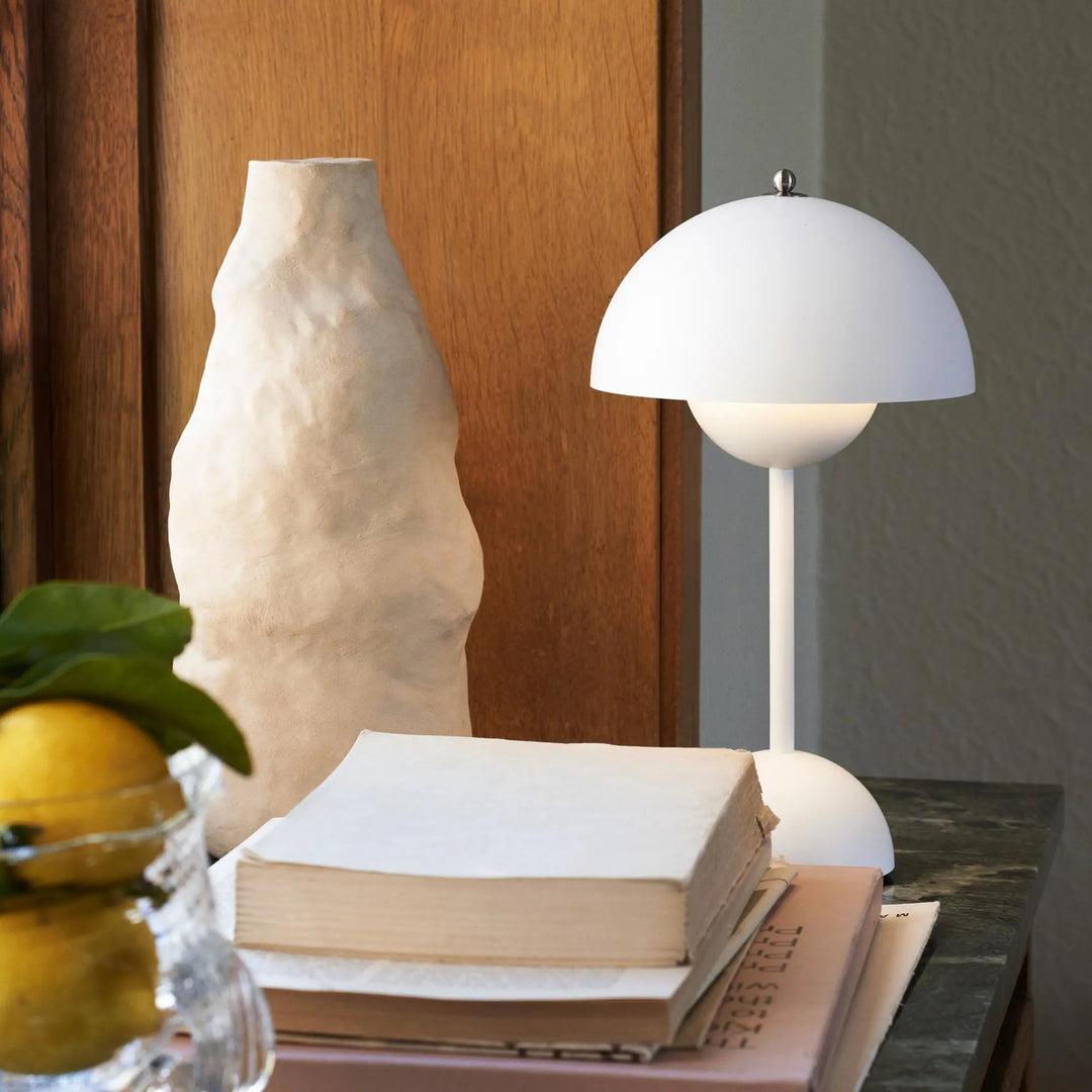 LunarGlow bordlampe - Dimbar LED-belysning for ethvert interiør Norvo