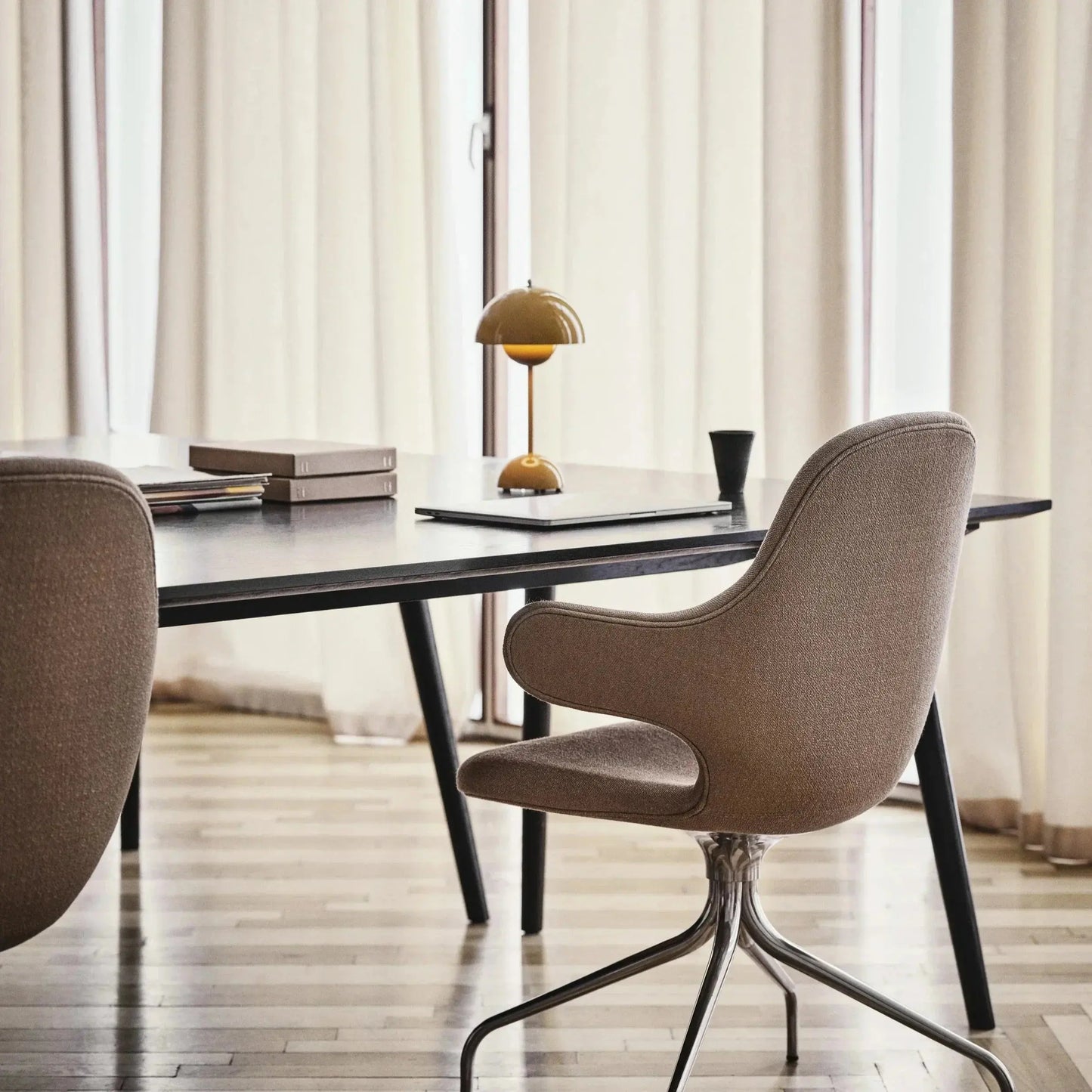 Norvo | Lunaire - LED bordlampe for en moderne atmosfære