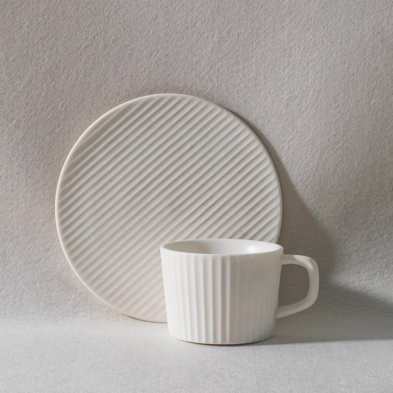 ElegantSips – Stentøy Kaffe Krus Set med Skje Norvo