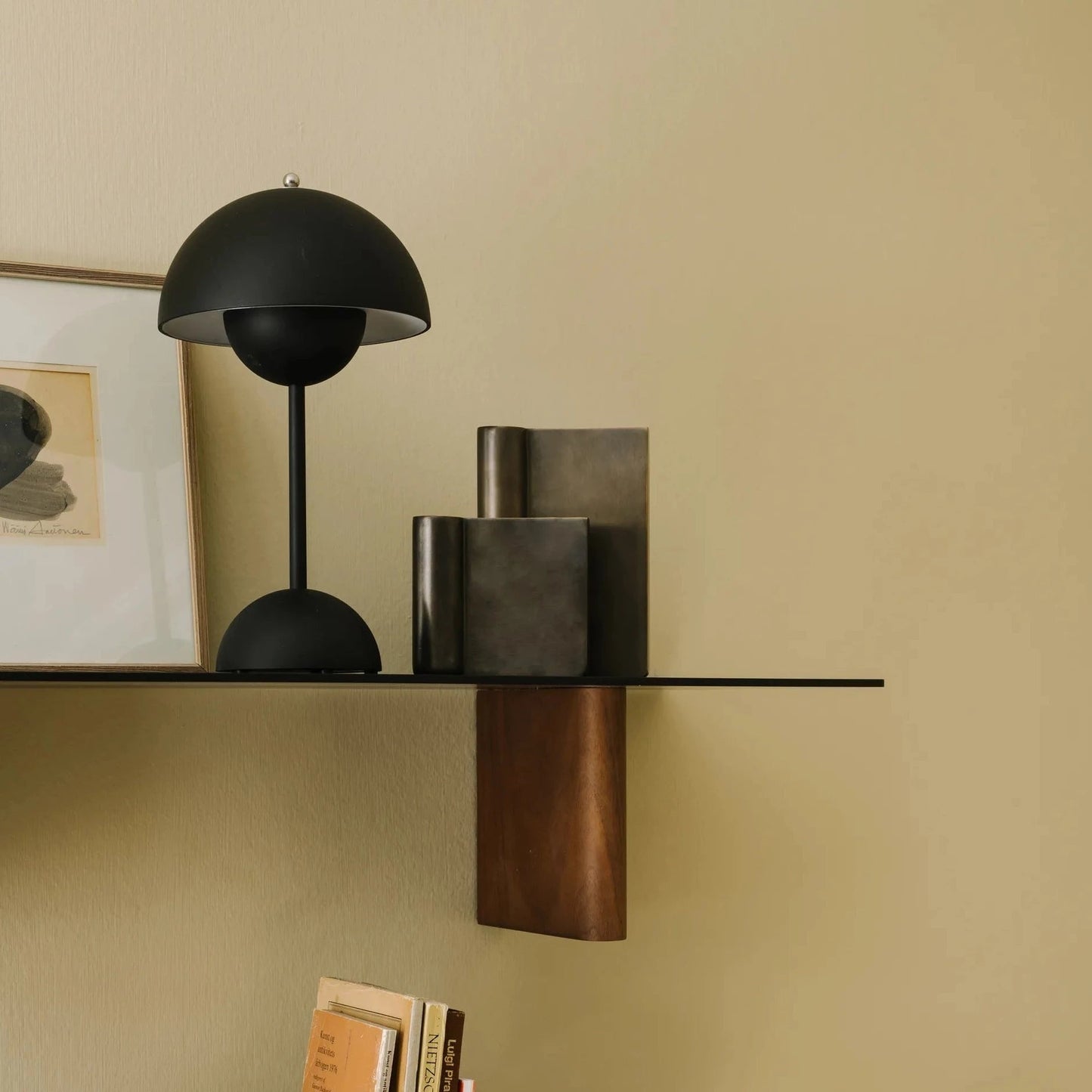 Norvo | Retro Flowerlight - Trådlampe med oppladbart batteri