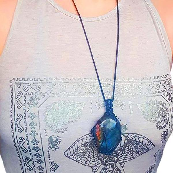 Norvo | Dragons Heart Labradorite Necklace