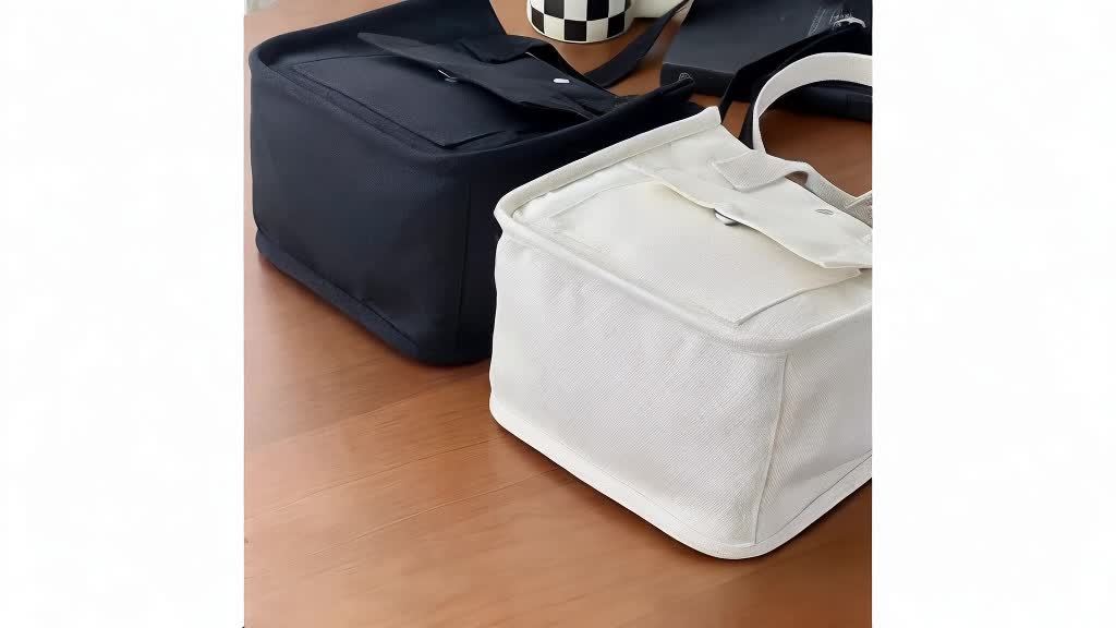 UrbanEase Canvas Slingbag – Hvit skulderveske med magnetlukking og justerbar stropp | Norvo