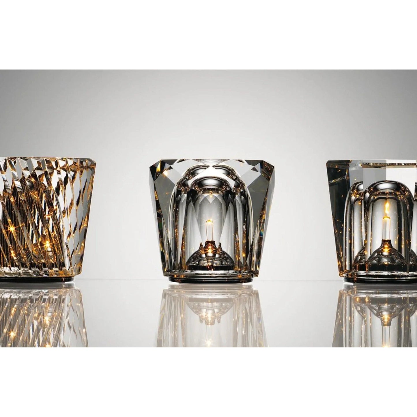 Norvo | Lampe - Luksus Diamant Krystall LED Oppladbar Bordlampe