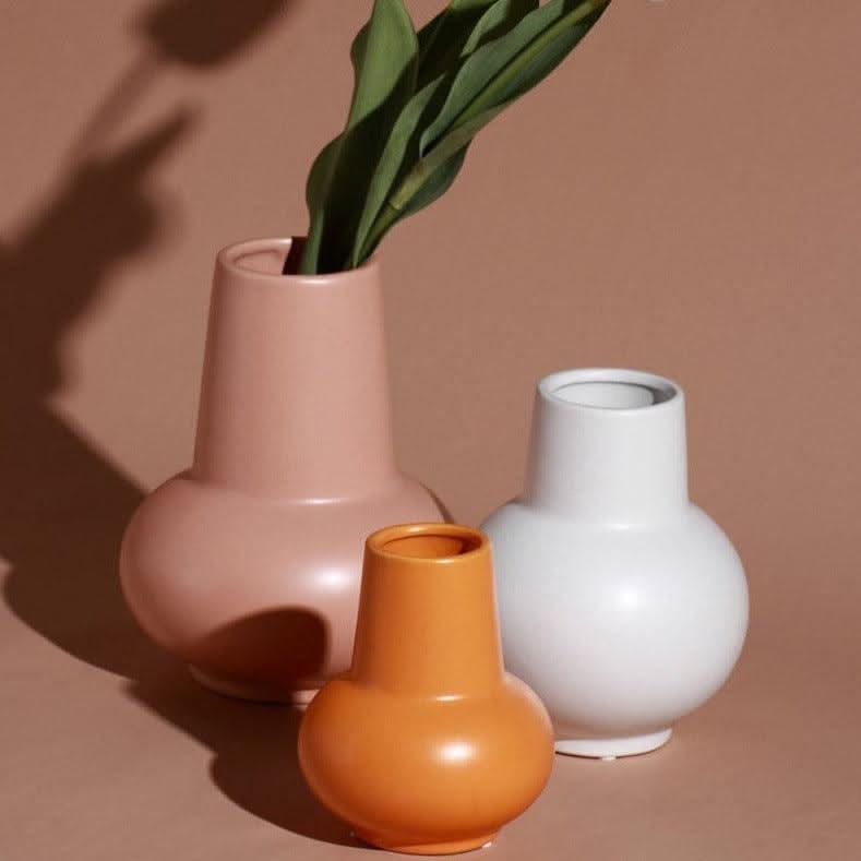 Norvo | AREVA – Elegant keramisk vase for stilige aksenter