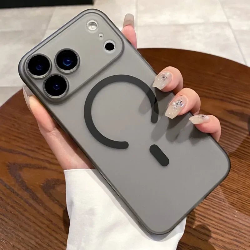 Norvo | AURACLEAR – Ultra-Tynn Matt Gjennomsiktig MagSafe Etui for iPhone