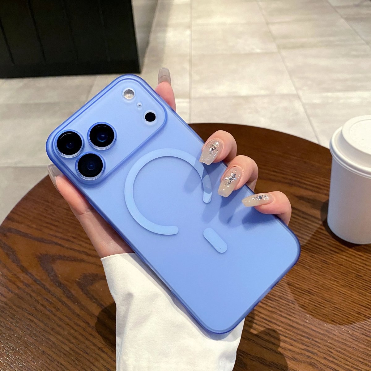 Norvo | AURACLEAR – Ultra-Tynn Matt Gjennomsiktig MagSafe Etui for iPhone