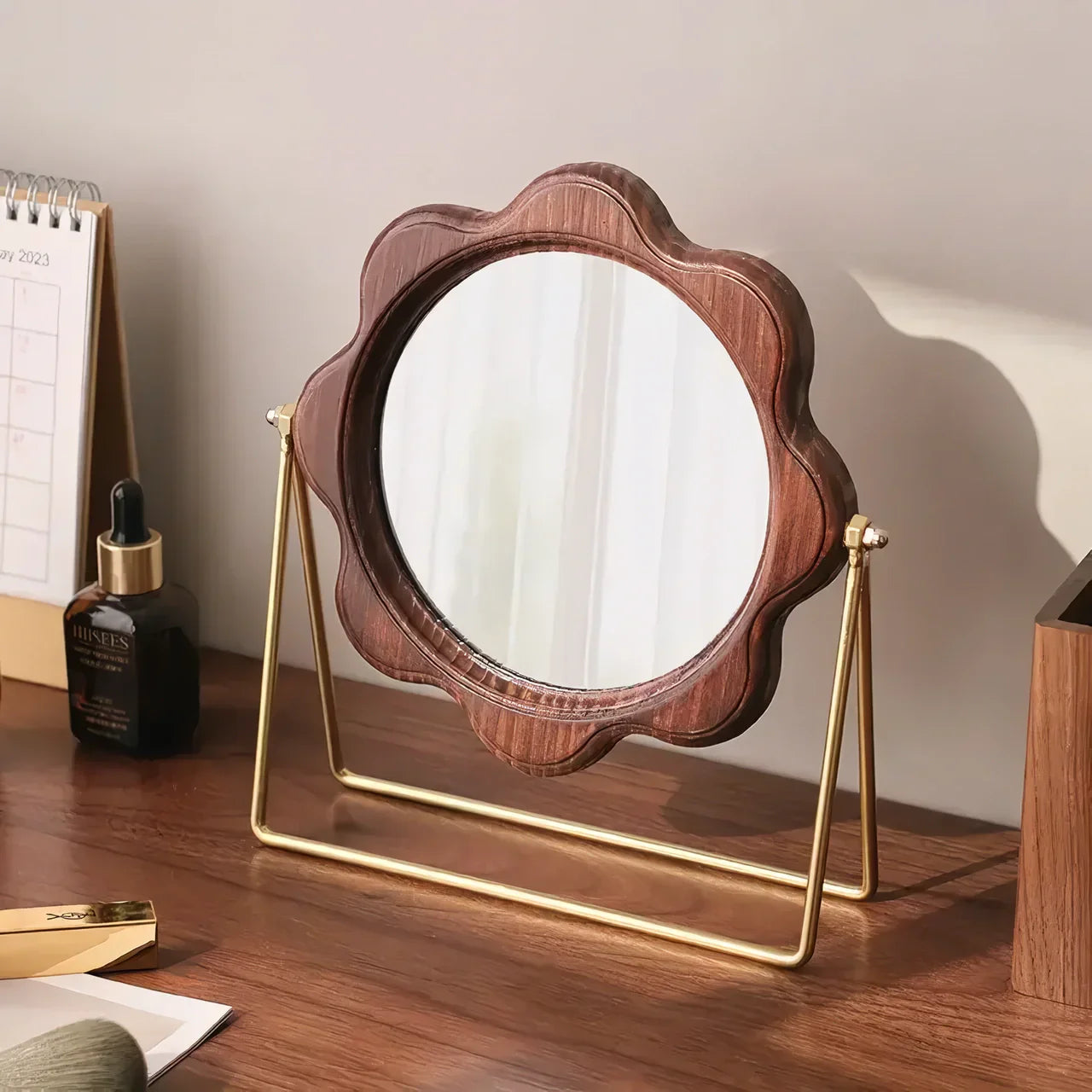 Norvo | Elegant Rotatable Desktop Makeup Mirror – Neoklassisk Design