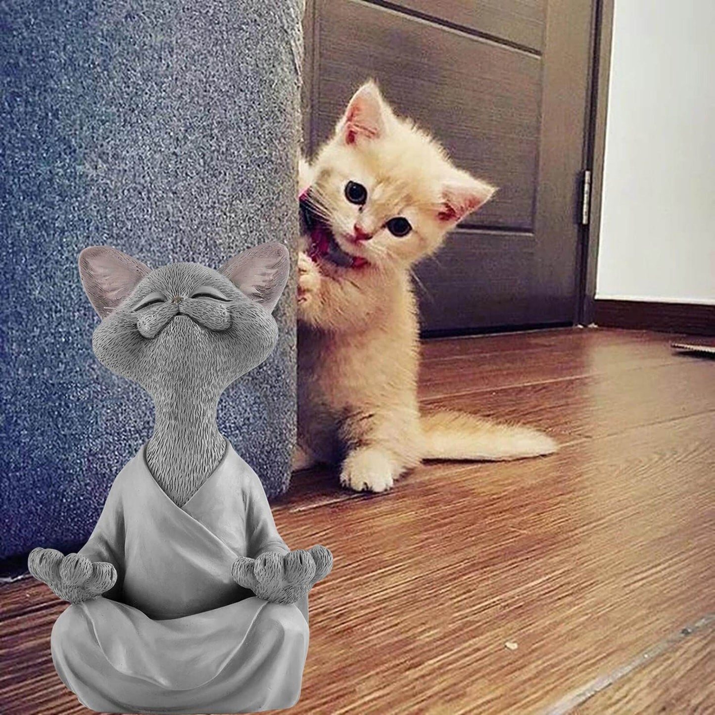 Norvo | Buddha katt med et meditativt uttrykk og spirituell budskap