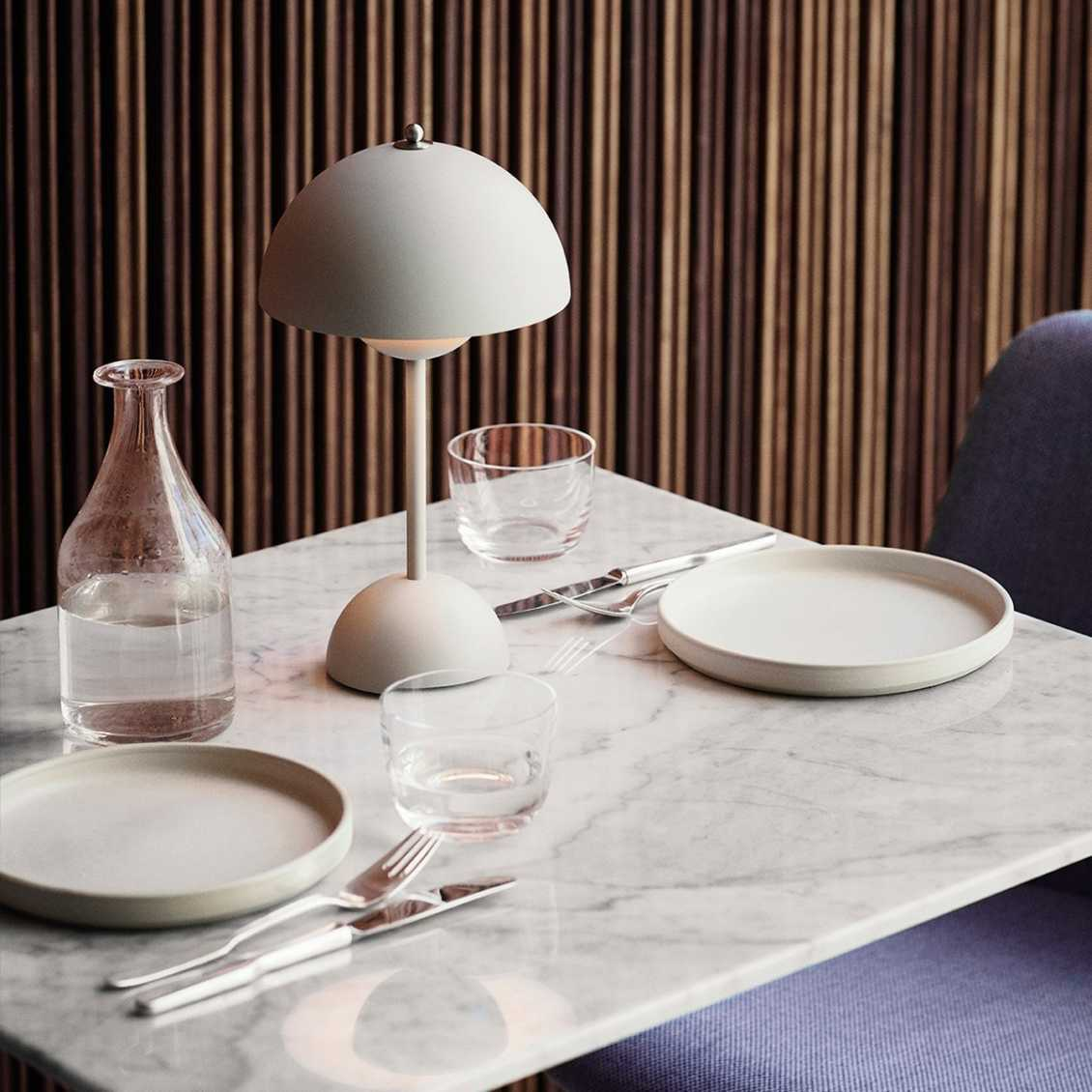 Norvo | LED Bordlampe Ambient Belysning Moderne Interiør