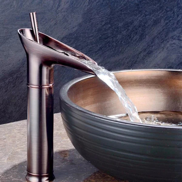 Norvo | CascadeFlow Luxe Vanntfall Basin Mixer Tap