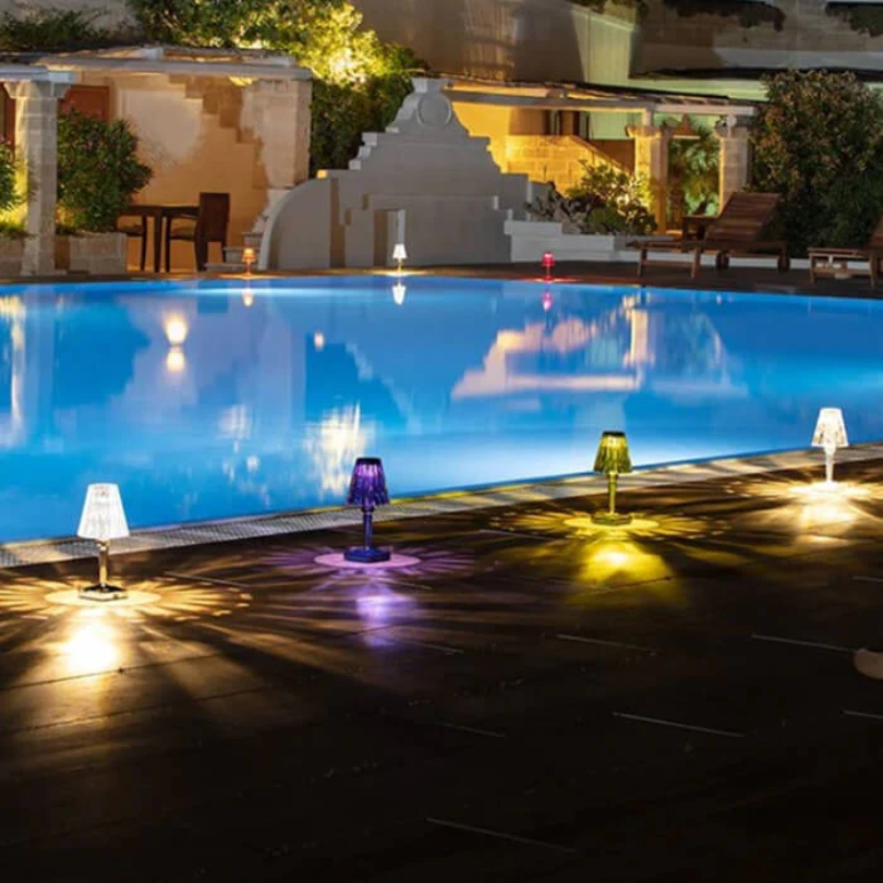 Norvo | Chic Bordlampe med Krystalldesign - CrystalLuxe