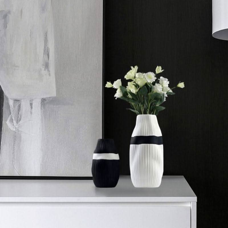 Norvo | HIKARIA – Elegant keramisk vase for moderne akenter