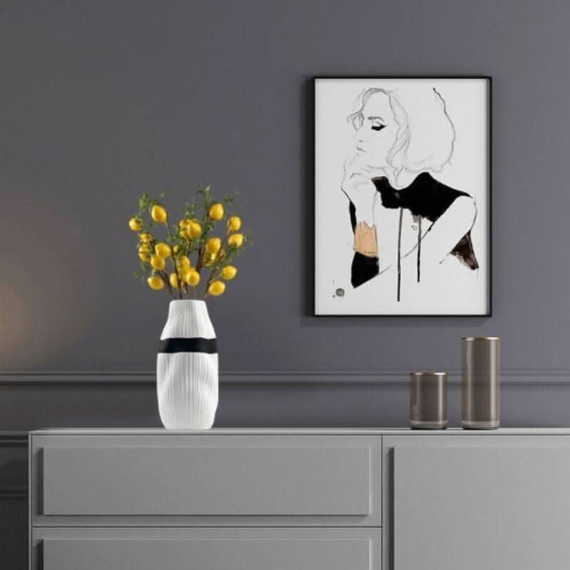 Norvo | HIKARIA – Elegant keramisk vase for moderne akenter