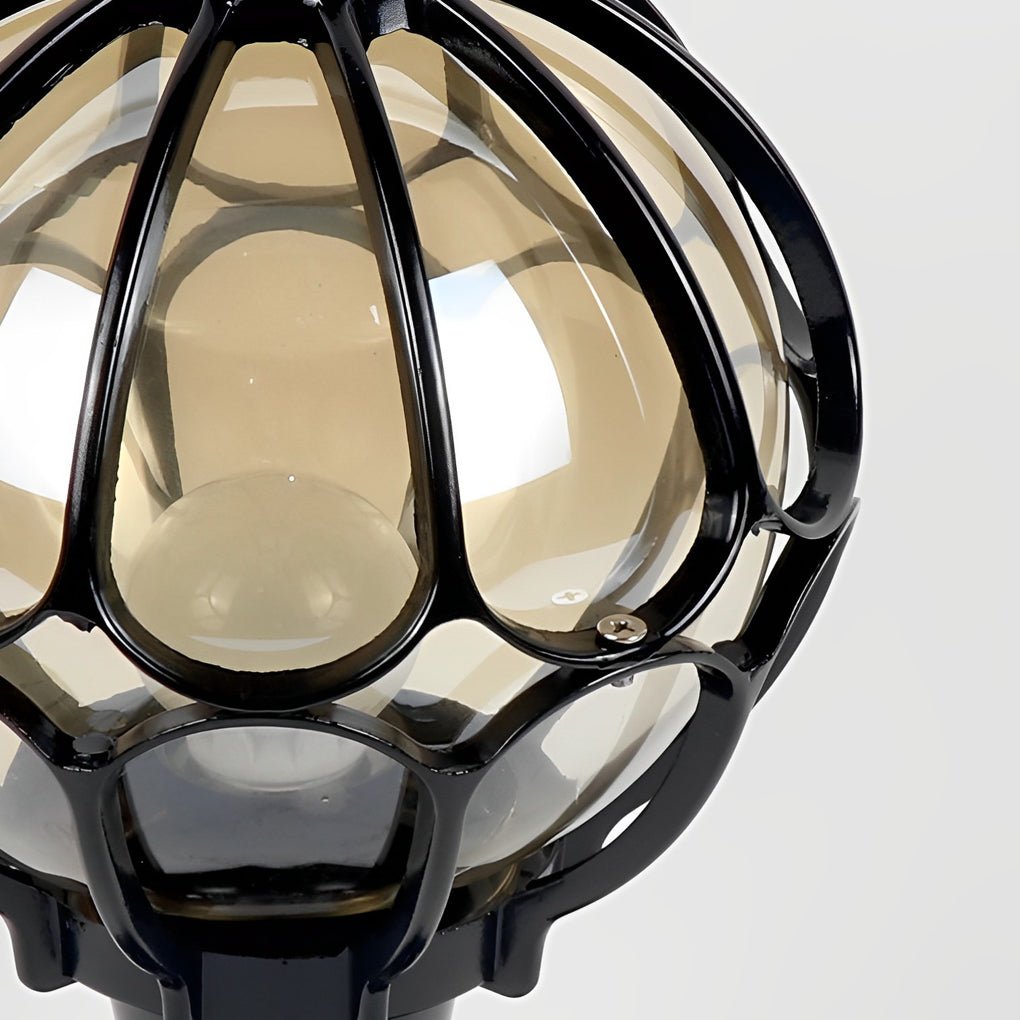 Norvo | Klassisk hage lampe på stang med glasskjerm