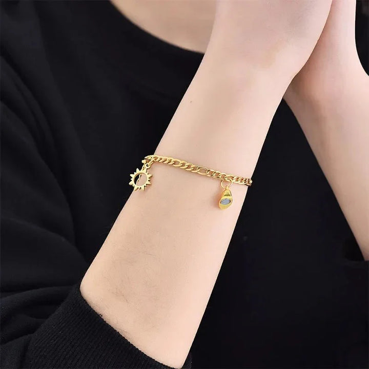 Norvo | Par Magnetisk Hjerte Sol & Måne Armbånd Sett