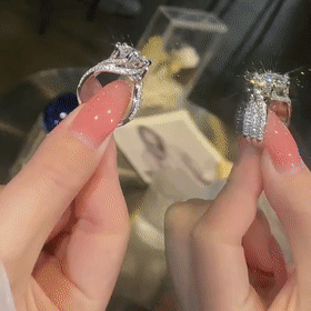 Norvo | 3-karats Super Flash Moissanite Ring