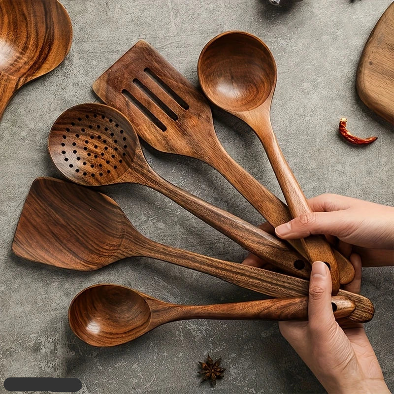 Norvo | Kjøkkensett laget av naturlig teaktre