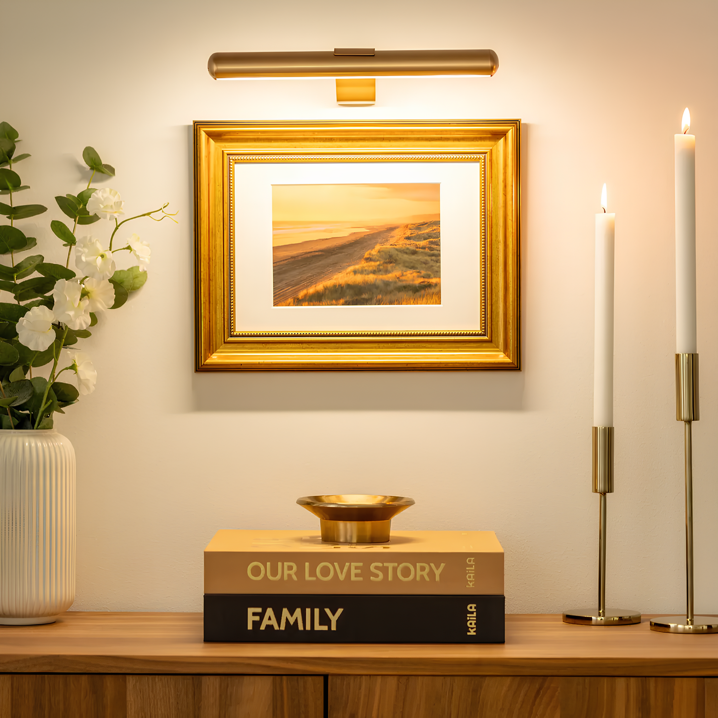 Norvo | Vegglampe med ladefunksjon elegant bildelys