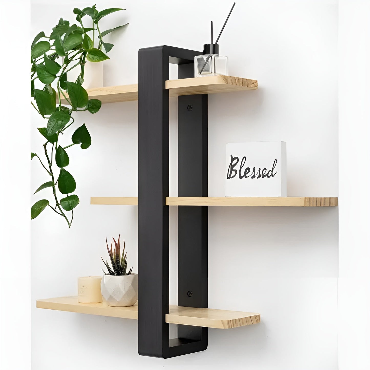 Norvo | NordWood Vegghylle | Solid Furu | 3 Nivåer | Plassbesparende & Dekorativ | Naturlig Tre