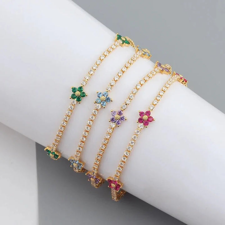 Norvo | Delikate diamantblomster armbånd og øredobber