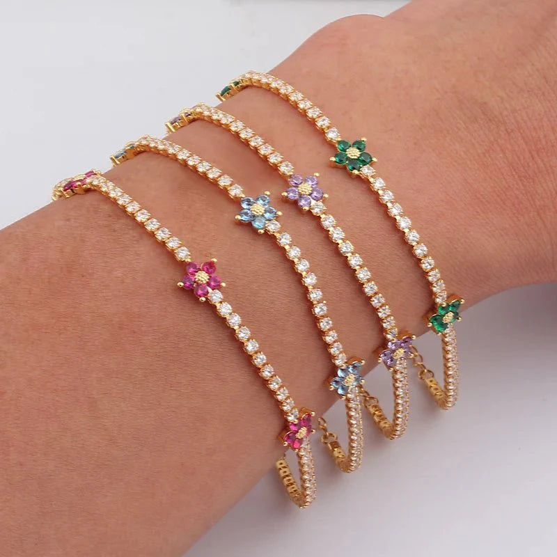 Norvo | Delikate diamantblomster armbånd og øredobber