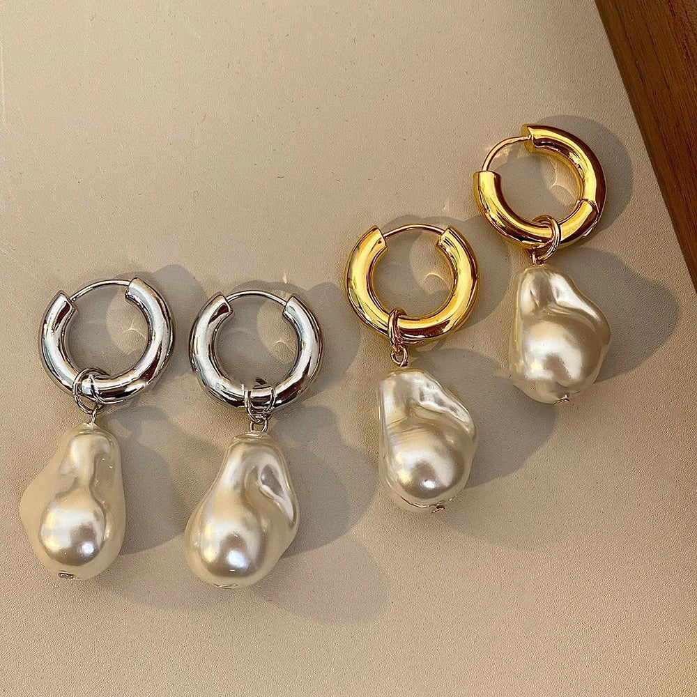 Norvo | Delikate Perle Huggie Øreringer