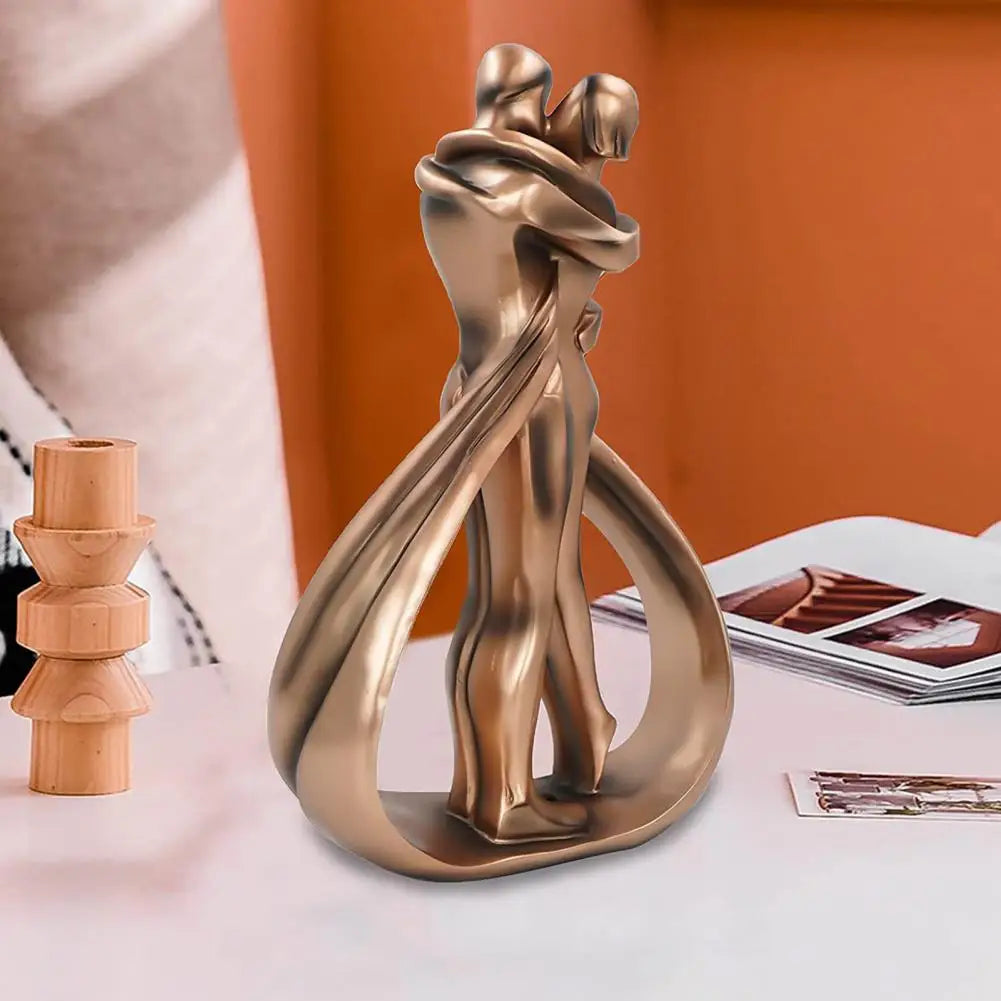 Norvo | Dekorativ Skulptur av Omfavnende Figurer - Seraphina