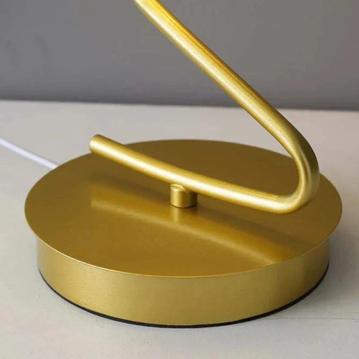 ButterflyLuxe - Elegant LED Bordlampe i Sommerfugl Design