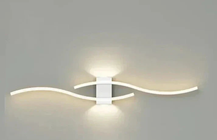 Norvo | Lumivora Wave LED Vegglampe | Moderne Bølge Design | Energisparende & Stilig | 60×15 cm | Varm, Blendingfri Lys