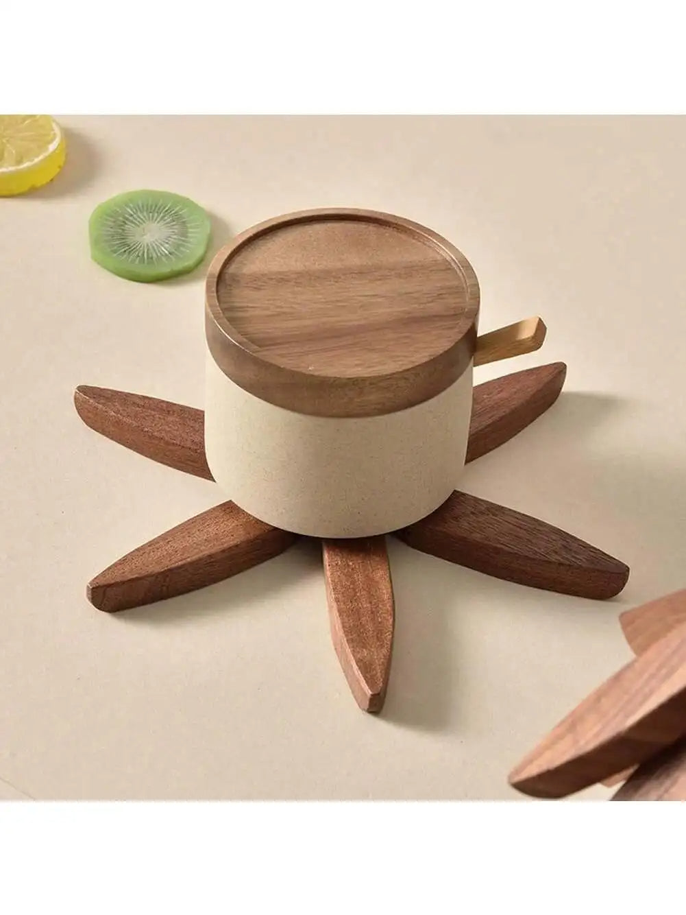 Norvo | Dekorative Treunderlag og Grytekluter - Varmeresistente Bordmatter (4PCS)