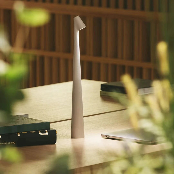 Norvo | Bordlampe Moderne Rød Metall LED Lys