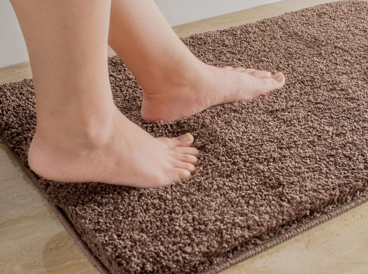 Norvo | Luxura UltraSoft Bade matte | Super-absorberende mikrofiber baderomsmatte med sklisikker bakside