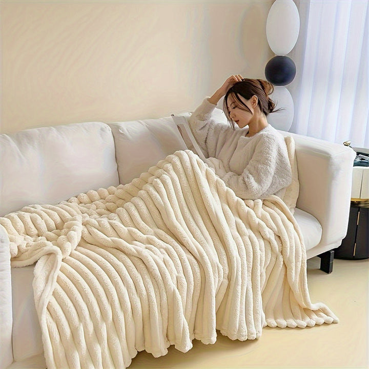 LuxeFleece – Elegant fransk stil teppe for Comfort Norvo