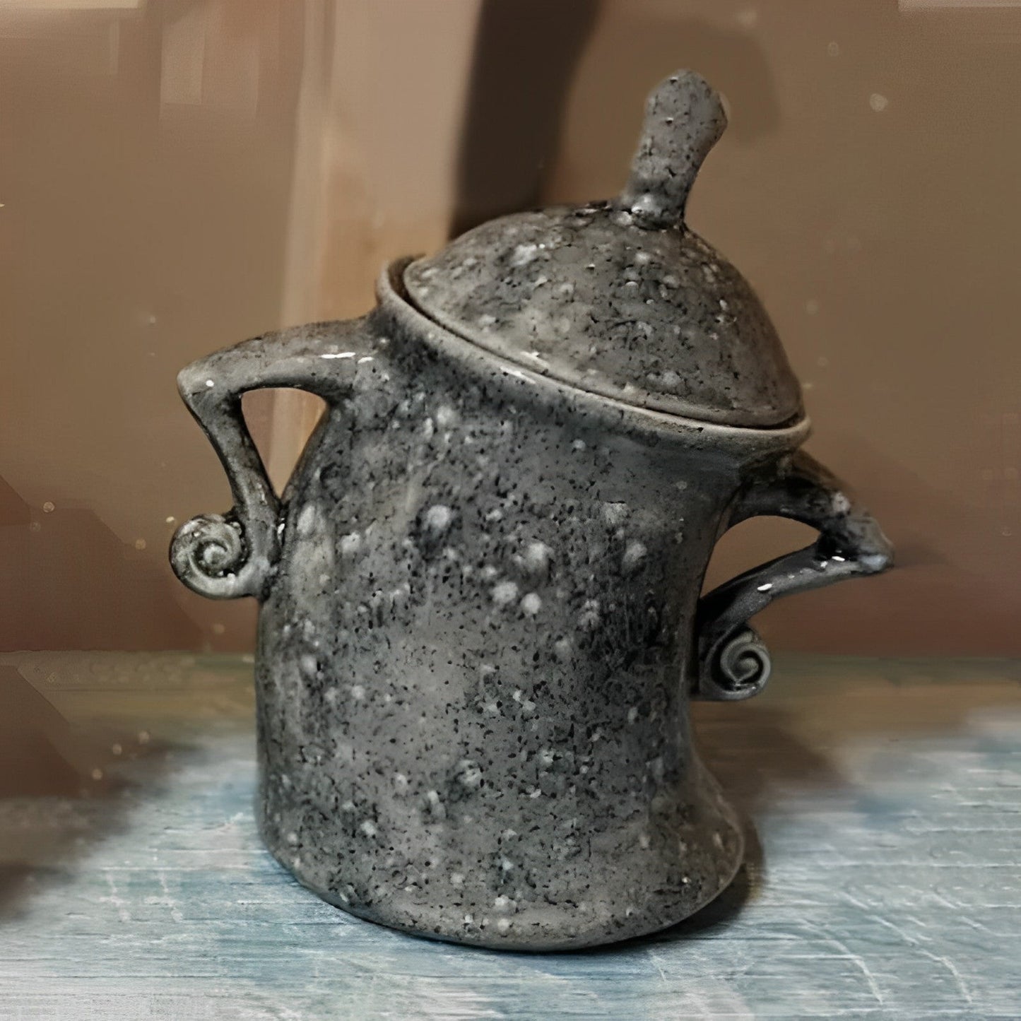 Norvo | Kanne Med Holdning