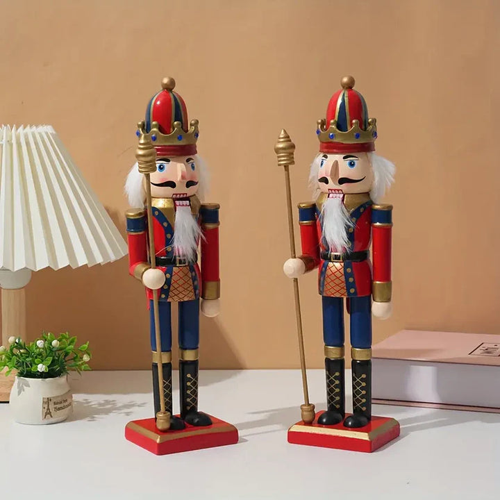 Norvo | FestiveGuard - Tradisjonell nøtteknekkerdekorasjon for julekos