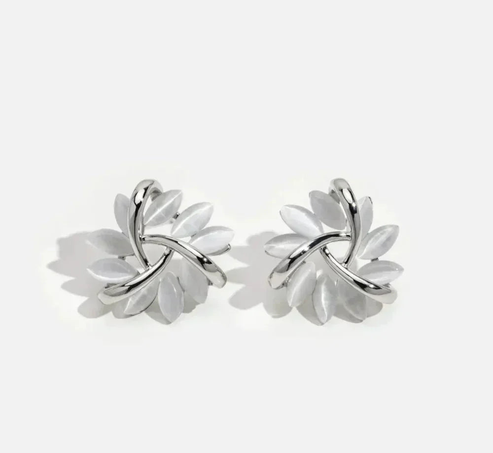 Norvo | Elegant og utsøkt gull opal blomst sirkel stift øredobber