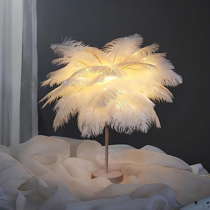Norvo | Feather Shade Moderne Bordlampe