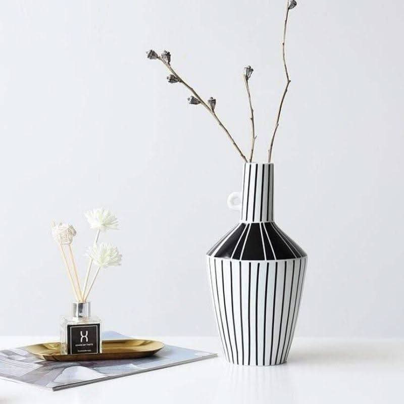 Norvo | KAZURI – Elegant keramikk vase for en moderne stemning