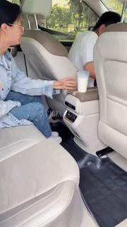 Norvo | Bil armlene oppbevaringsorganisator med koppholder