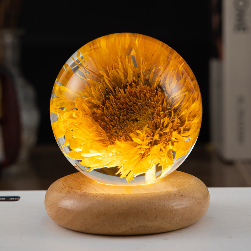 Krystallkule LED natteslys | Norvo