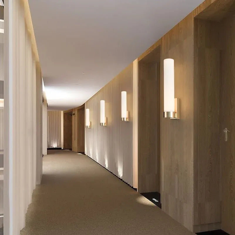 Norvo | EliteLume – Minimalistisk Gull Vegglampe med Energieffektiv LED