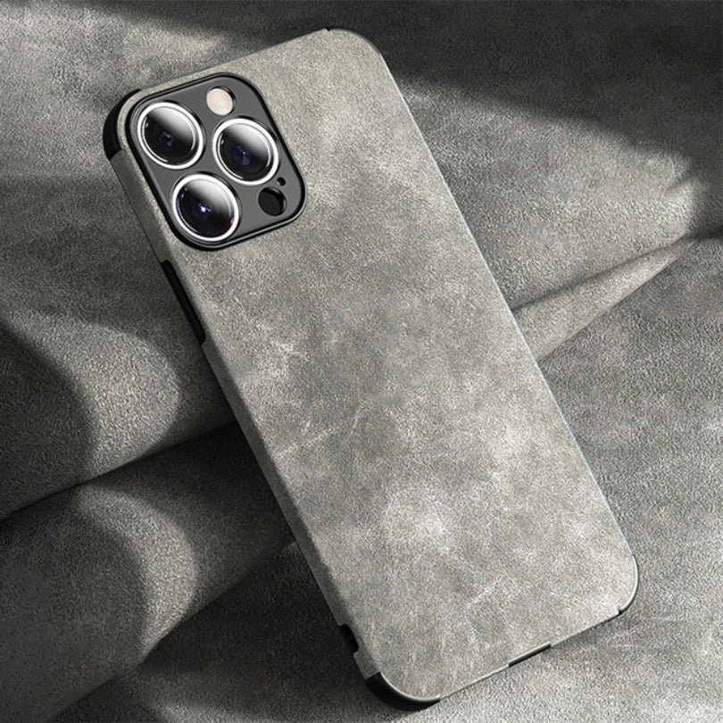 Norvo | Alcantara-look iPhone Deksel – Elegant beskyttelse for enheten din