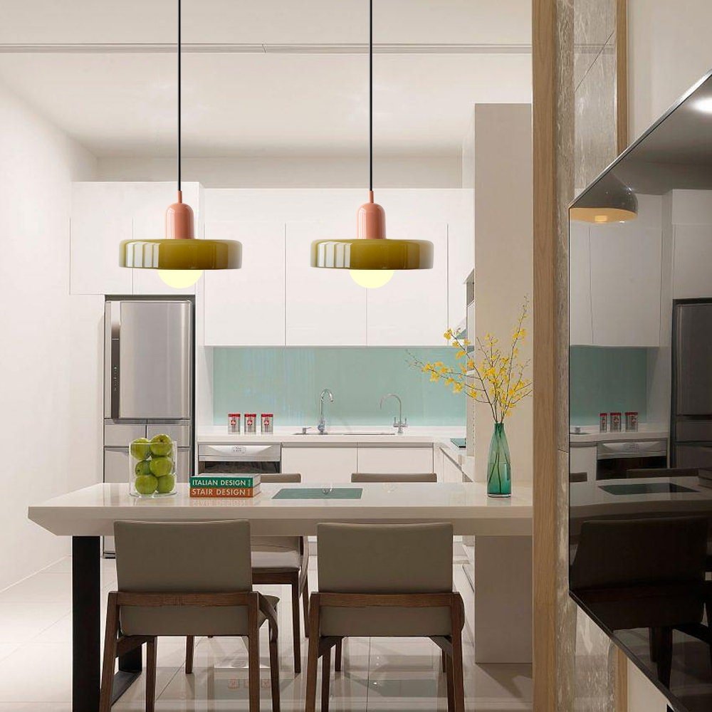 Norvo | Bauhaus Farget Glasspendellampe for Moderne Interiører