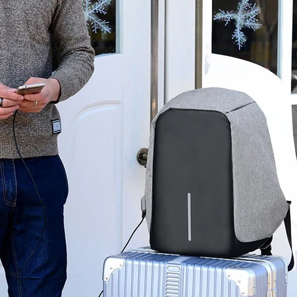 Norvo | Tyverisikker ryggsekk med USB-lading