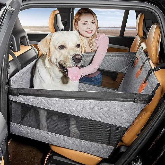 Norvo | Sikkerhetsmatte for hunden din i bilen
