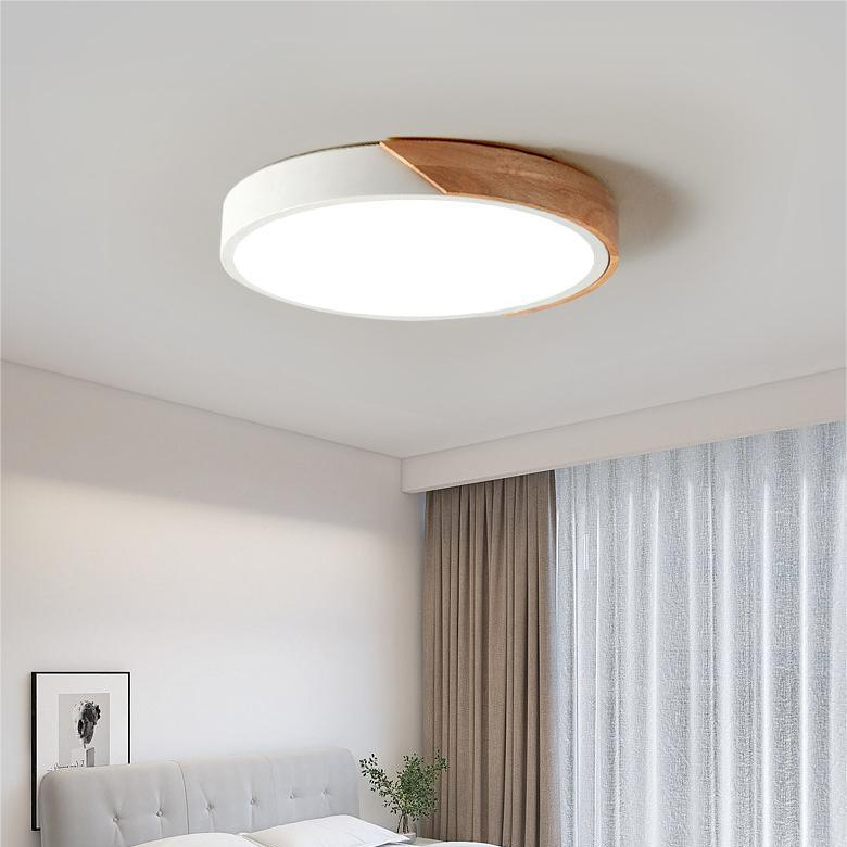 Norvo | Tre Ramme LED Taklampe – Moderne Stil