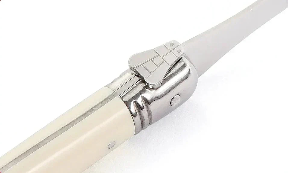 Norvo | IvoryElegance – Luxus Laguiole Bestikksett med Tidøst Stil